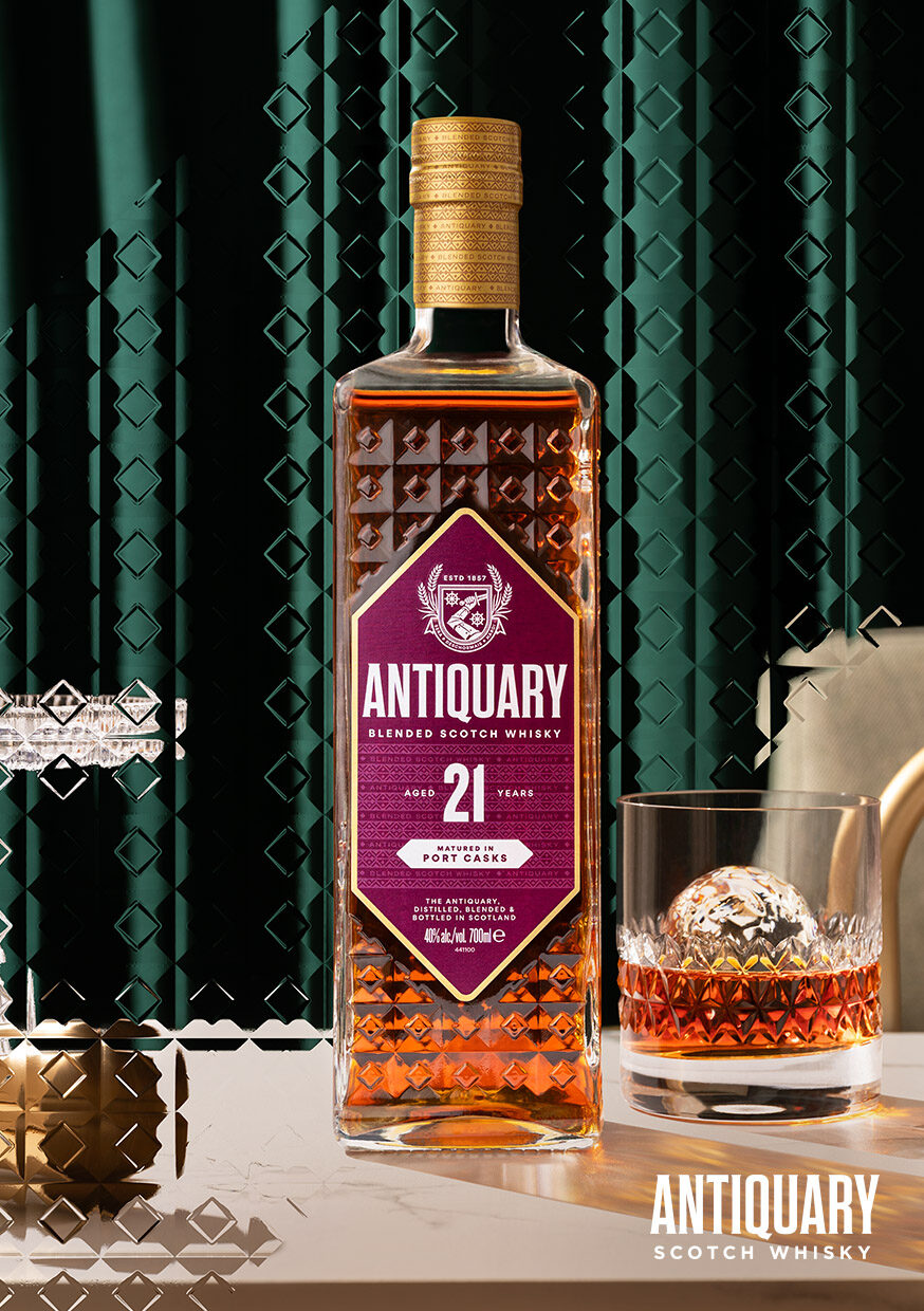 ANTIQUARY_SHELF_TALKER_PORTRAIT_BOTTLE_21YO_JPG (1).jpg